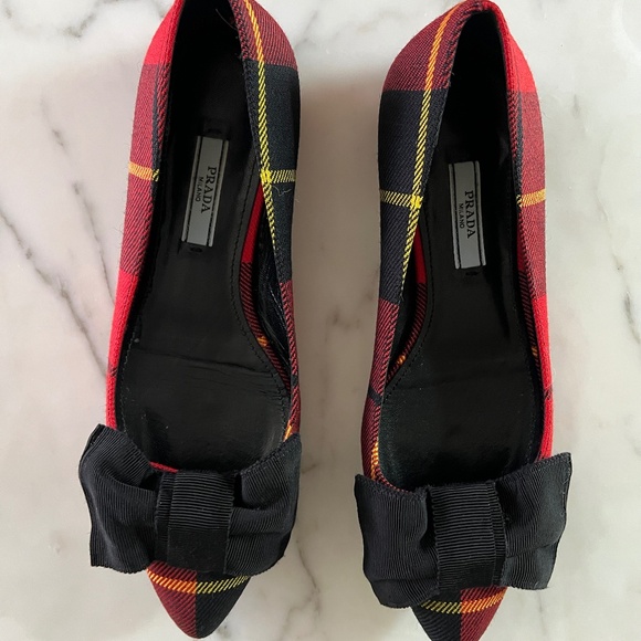 Plaid Prada Flats with Black Bow, Pristine Condition Size 37/7/6.5 - Picture 1 of 8